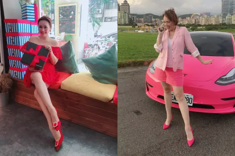 穿上跟鞋,讓 Lisa 整體的造型增添不少氣勢。 穿上跟鞋,讓 Lisa 整體的造型增添不少氣勢。
