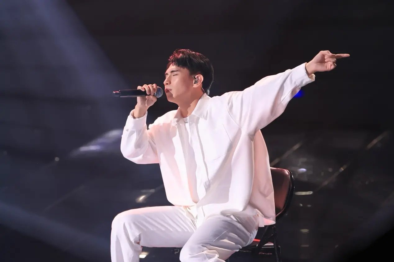 柏霖兩年前在《中國好聲音》初登場一鳴驚人，可惜該節目因故停播。（圖片來源／台灣索尼音樂）