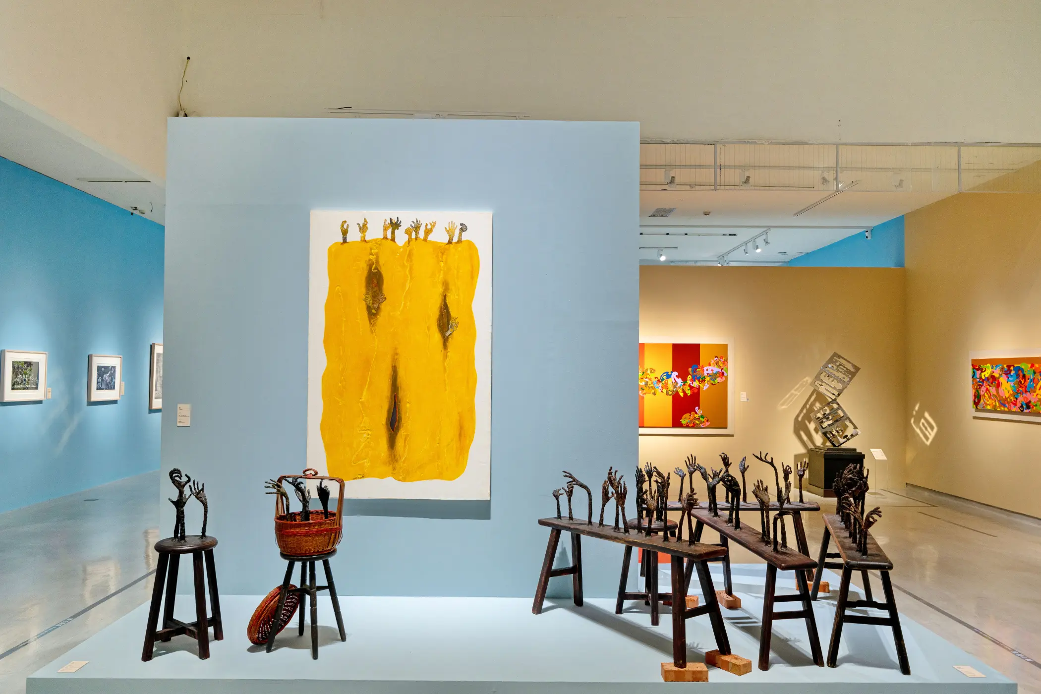 《夢境系列》作品。2025 年國立臺灣美術館個展現場(圖片來源/廖修平) 《夢境系列》作品。2025 年國立臺灣美術館個展現場(圖片來源/廖修平)