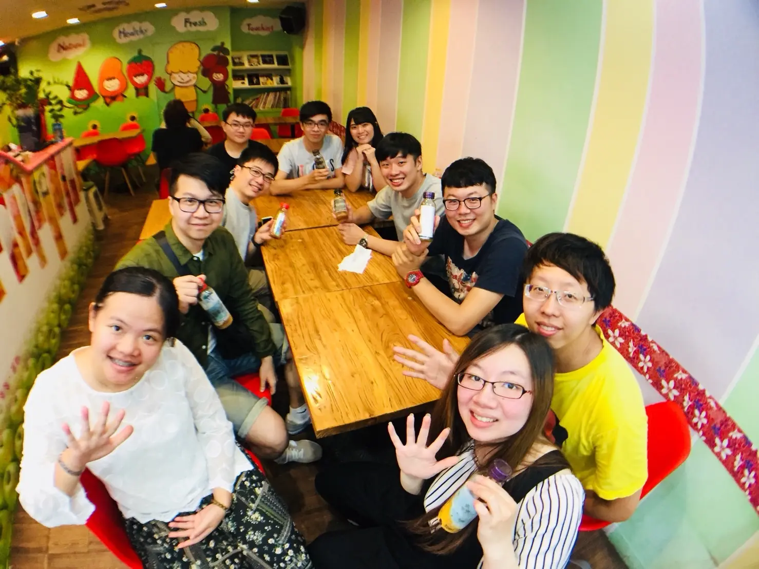 黃靜嫻靠著品牌好口碑與親切好客的性格，與客人建立深厚的情感。（圖片來源／黃靜嫻）