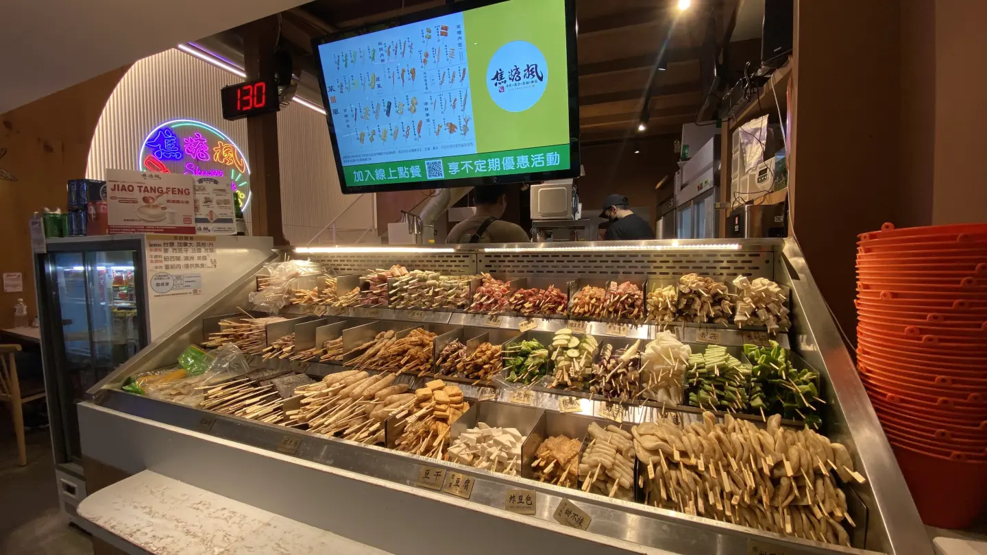 聽取顧客的建議，焦糖楓增加更多的販售品項，業績翻倍，生意變得穩定。（圖片來源／焦糖楓）