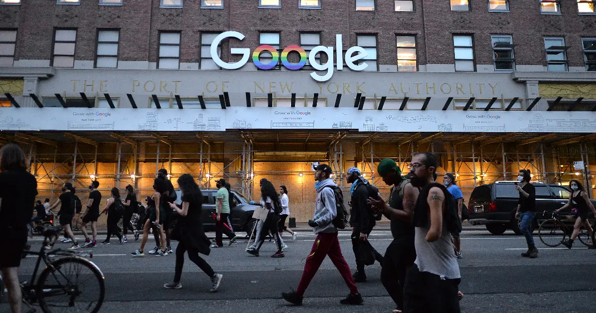 Two Major Announcements from Google and Broadcom Signal a New Era for the AI Industry: Regulatory Easing and the Rise of ASICs