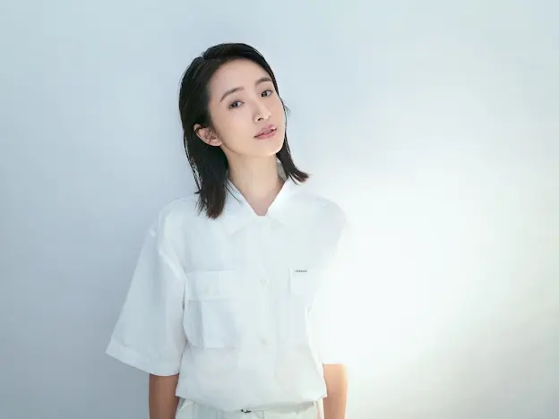 林依晨清新脫俗，演出生活自然。（圖片來源／周子娛樂）