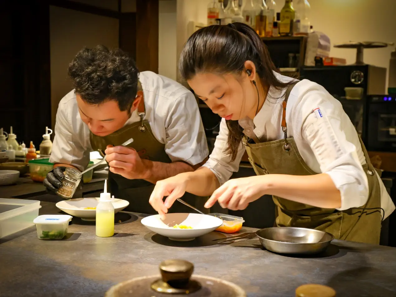 蔡元容接任主廚後，調整套餐的價位，料理的呈現上也更接地氣。（攝影／葉仁琛）