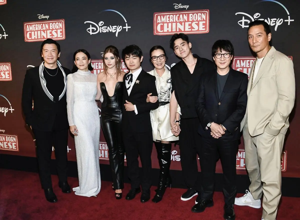 吳彥祖(右起)、關繼威、劉敬、楊紫瓊等人一起出席《西遊 ABC》首映。(圖片來源/星藝象) 吳彥祖(右起)、關繼威、劉敬、楊紫瓊等人一起出席《西遊 ABC》首映。(圖片來源/星藝象)