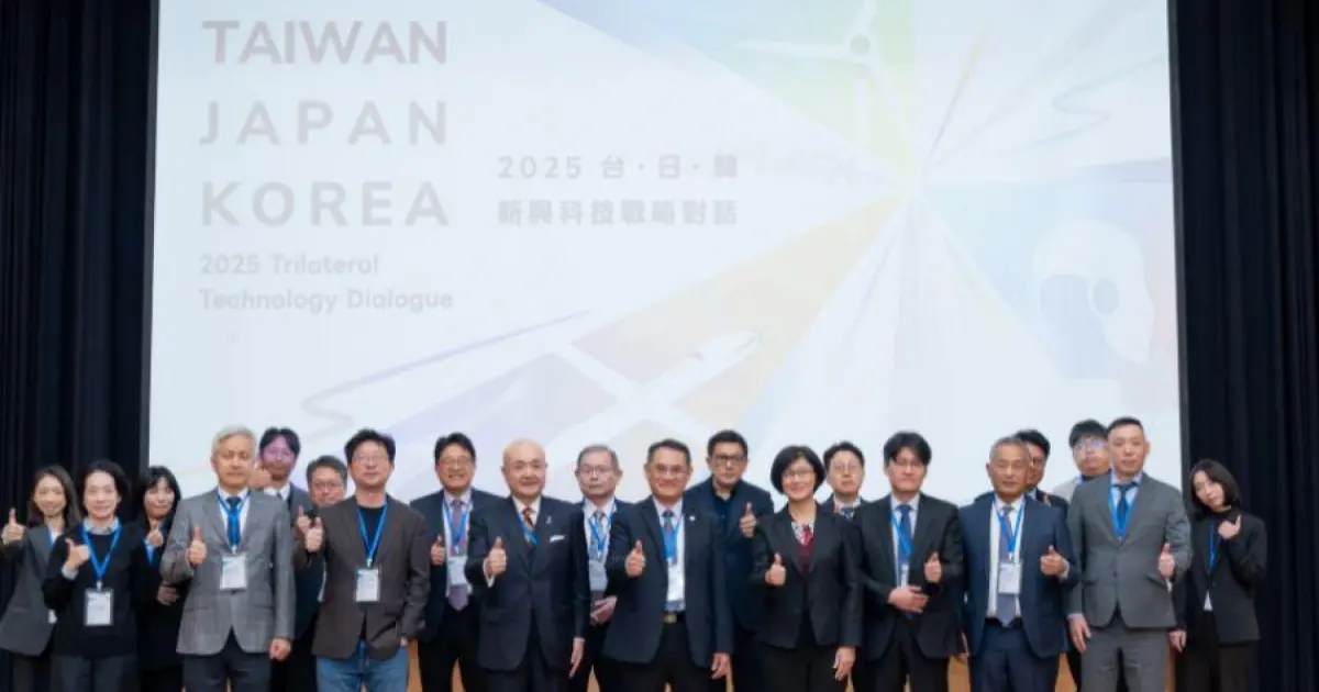 US-China AI Hegemony: Cooperation is the Only Path Forward for Taiwan, Japan, and South Korea — Two Key Proposals from the Author of The Glory of the Chip Island