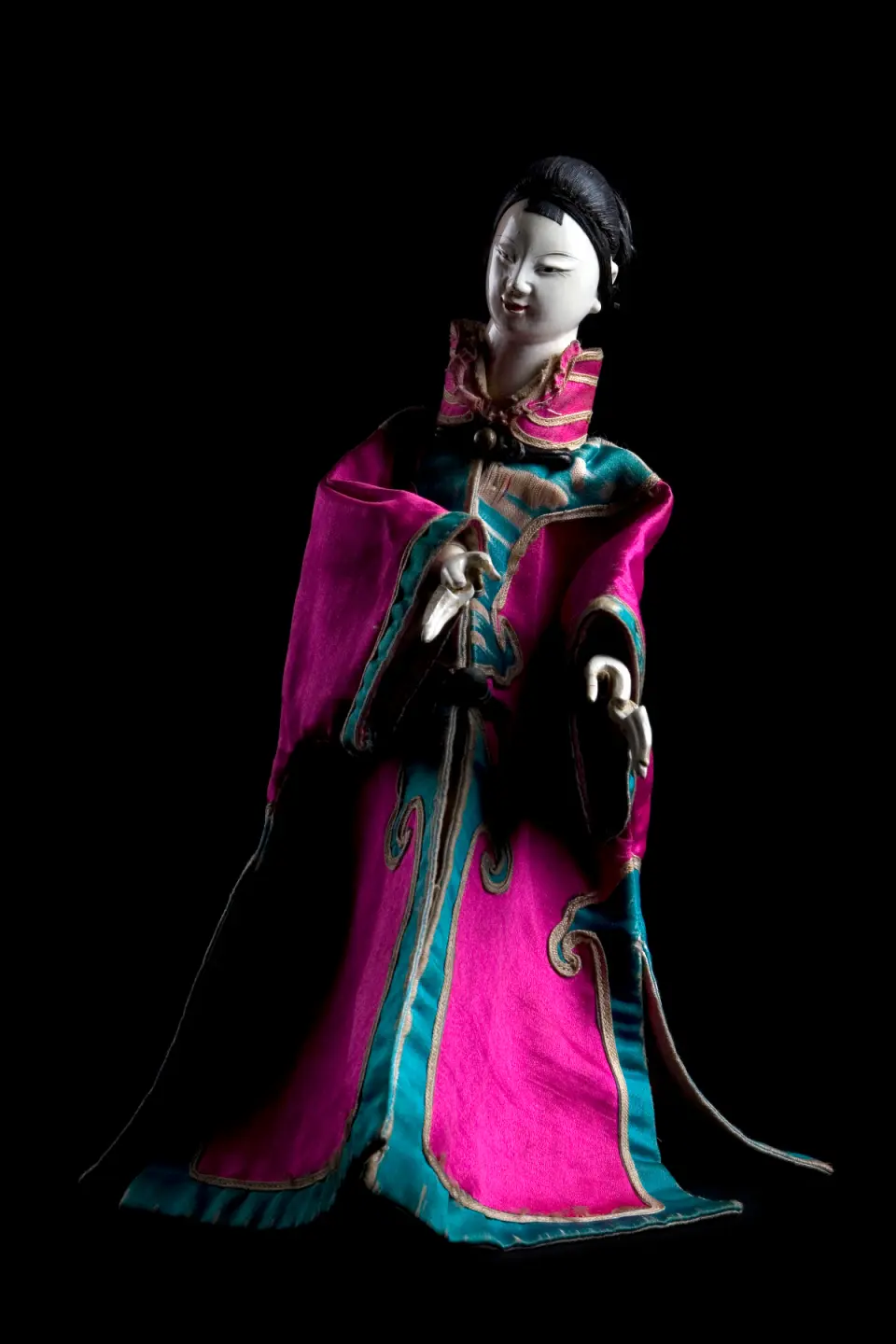 每一尊木偶都是林經甫走遍世界各地,辛苦蒐集而來的文化寶藏。(圖片來源/林經甫) 每一尊木偶都是林經甫走遍世界各地,辛苦蒐集而來的文化寶藏。(圖片來源/林經甫)