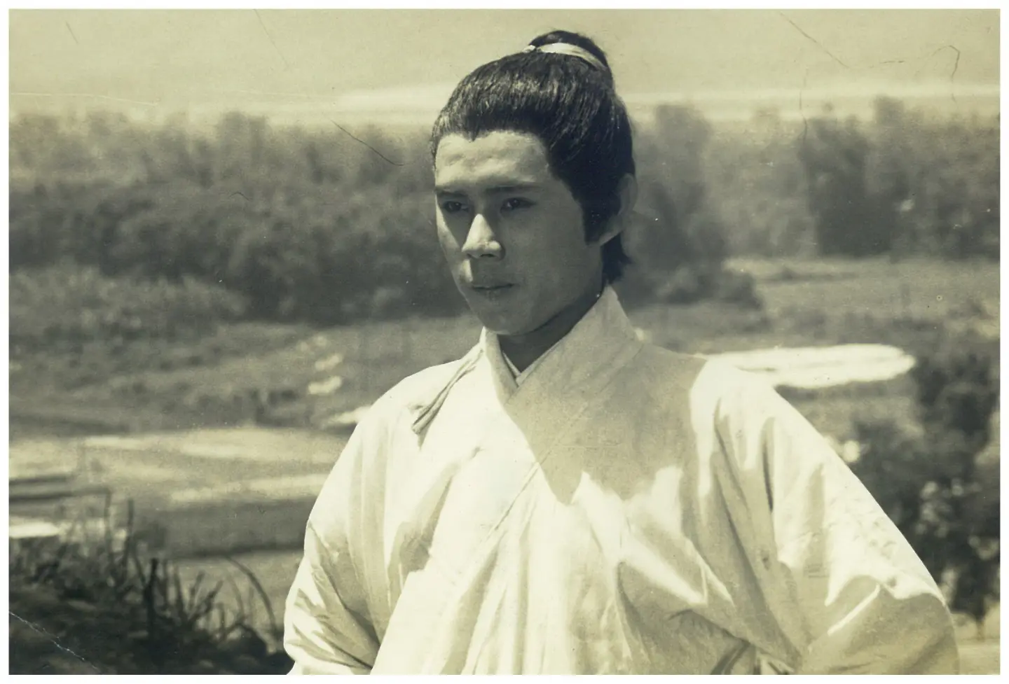 黃西田演過白色電影和電視劇，見證臺灣演藝史從黑白時代進入彩色年代的轉變。（圖片來源／黃西田）