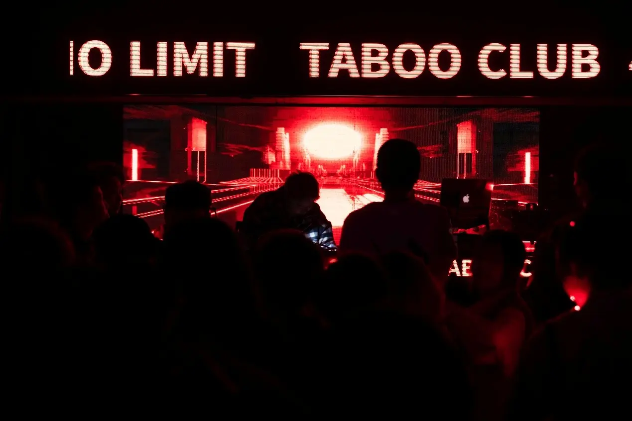 維克從同志夜店經營者的身分出發，思考的始終不只是娛樂，而是如何在城市中實踐性別友善與社群連結。（圖片來源／維克）