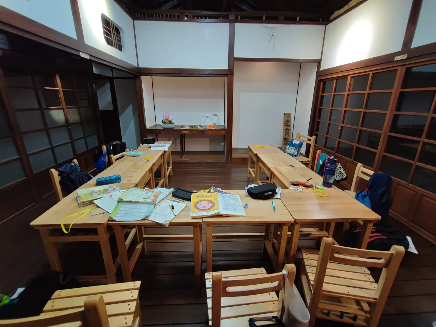 課輔班的初衷，不只是教導功課，也是讓孩子在放學後，有一個可以安心停留的地方。（圖片來源／臺灣璞育文教發展協會臉書）&nbsp;&nbsp;