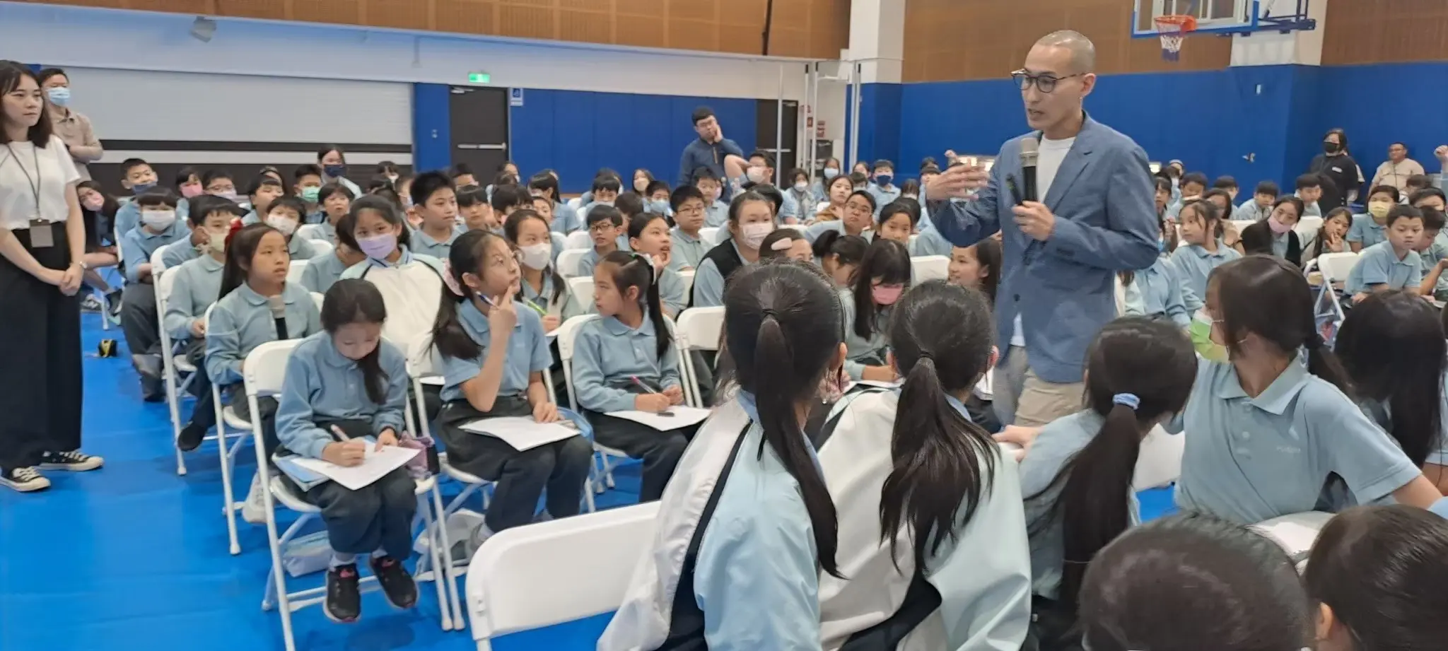 劉珞亦長期走入校園推動公民思辨，鼓勵學生提問與公共討論。（圖片來源／劉珞亦）