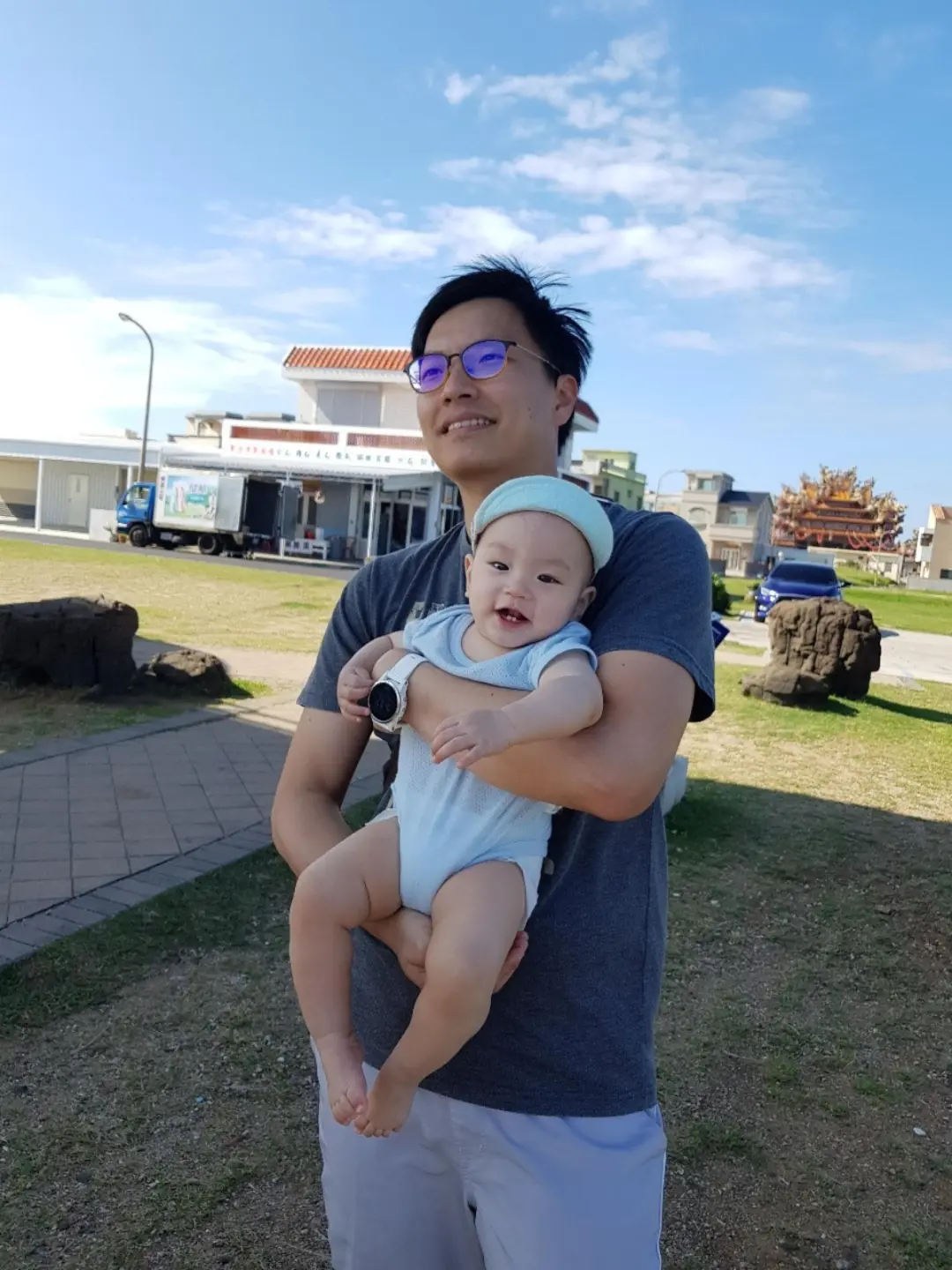 成為父親後,吳聲政重新理解情緒與同理心,也改變了他與病人及家屬互動的方式。(圖片來源/吳聲政) 成為父親後,吳聲政重新理解情緒與同理心,也改變了他與病人及家屬互動的方式。(圖片來源/吳聲政)